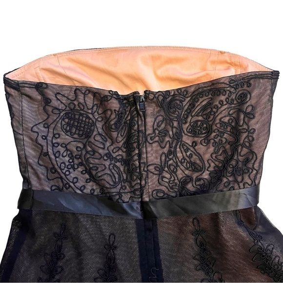 BCBG MAXAZRIA Strapless Illusion Occassion/Prom/Cocktail Dress - Picture 6 of 11